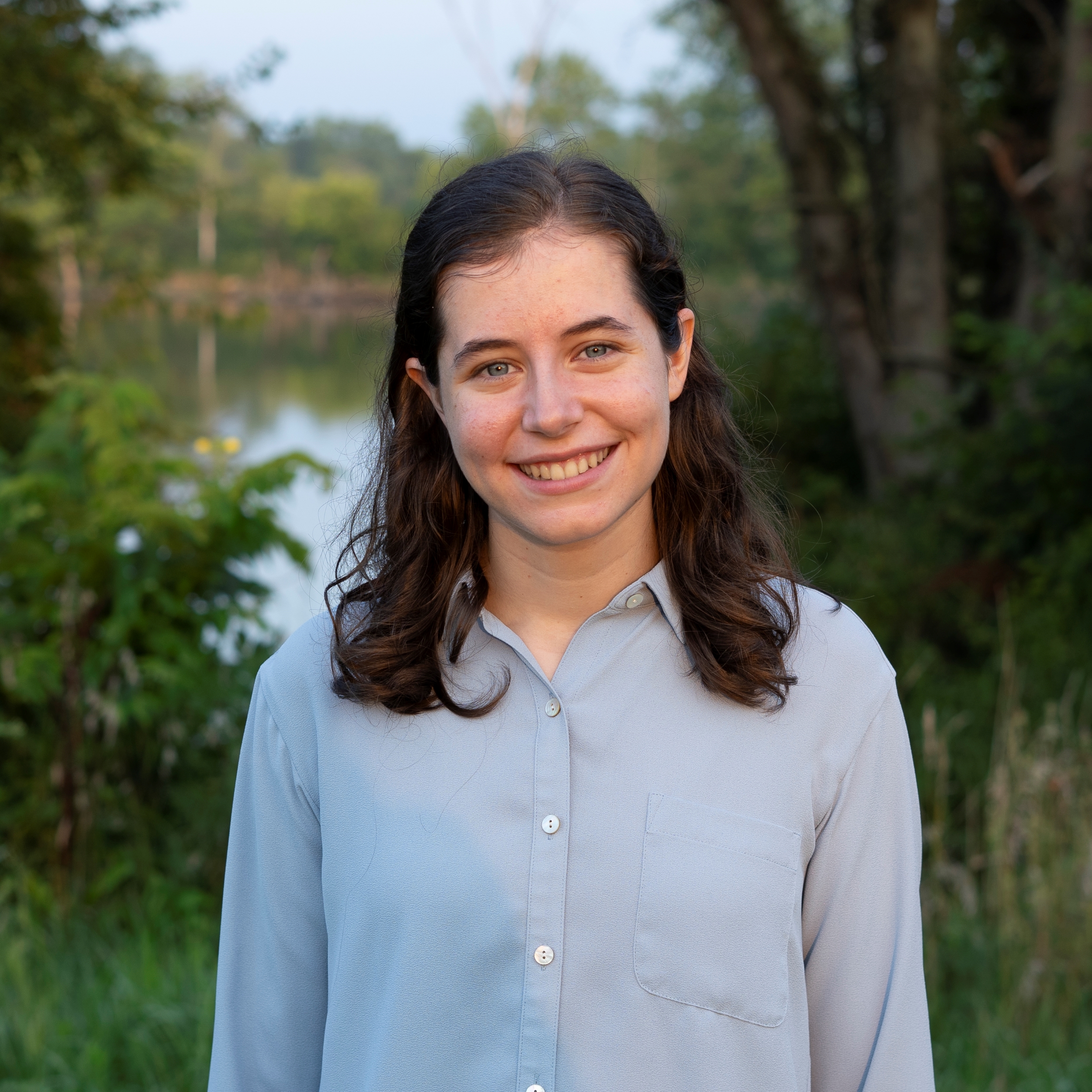 Annie Menart headshot photo