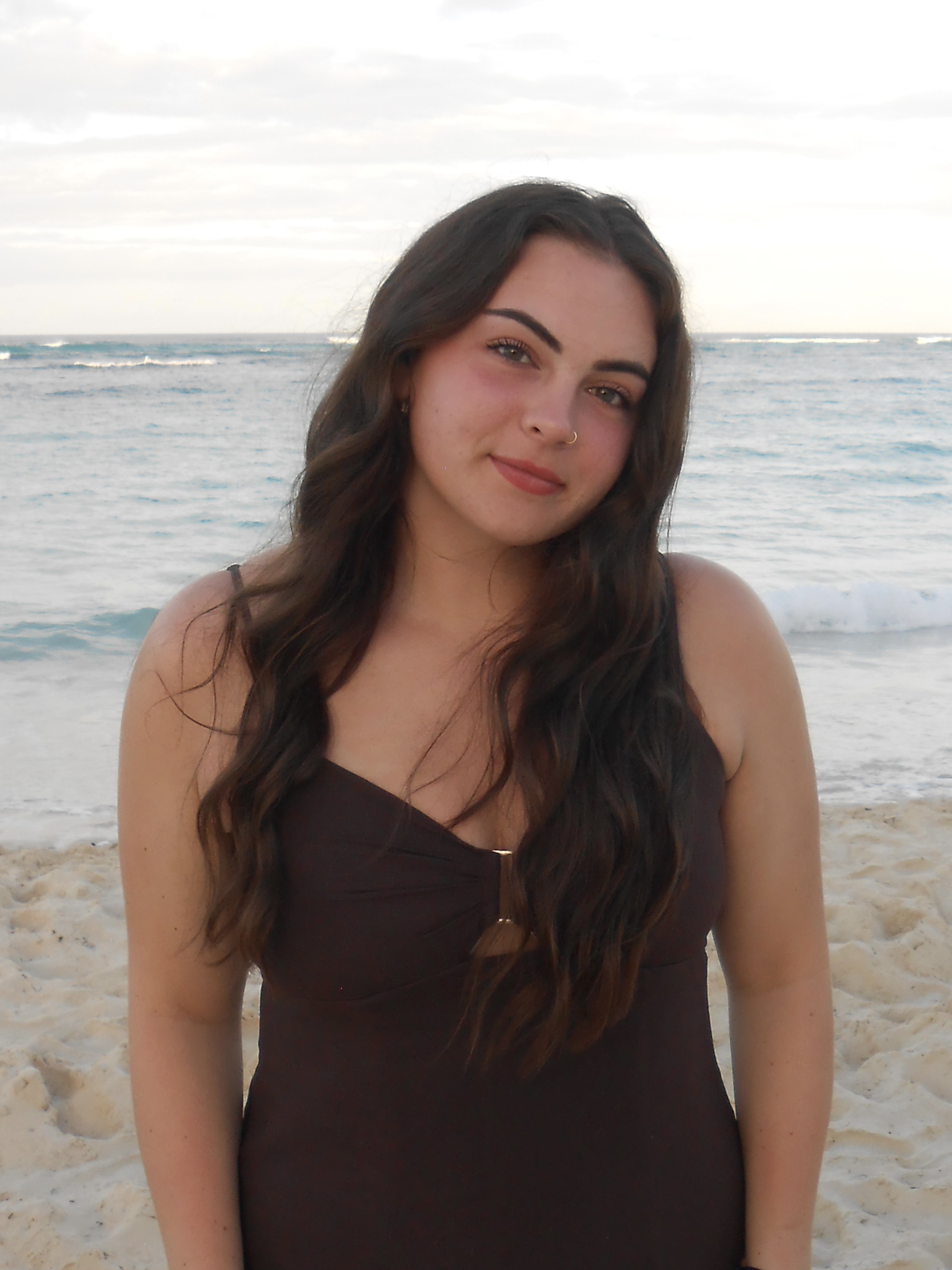 Izzie Myers headshot photo