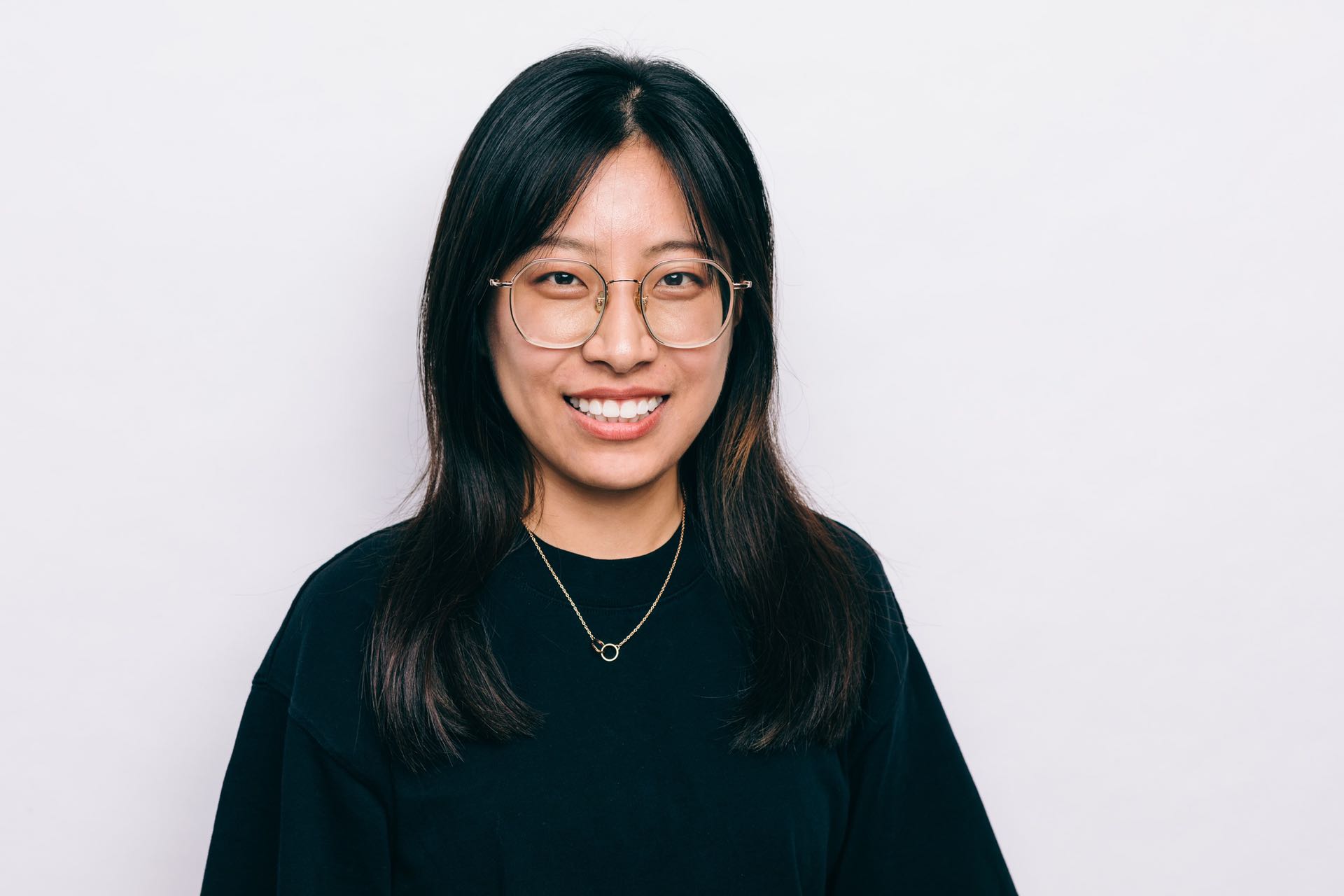 Yi (Zoey) Zhang headshot photo