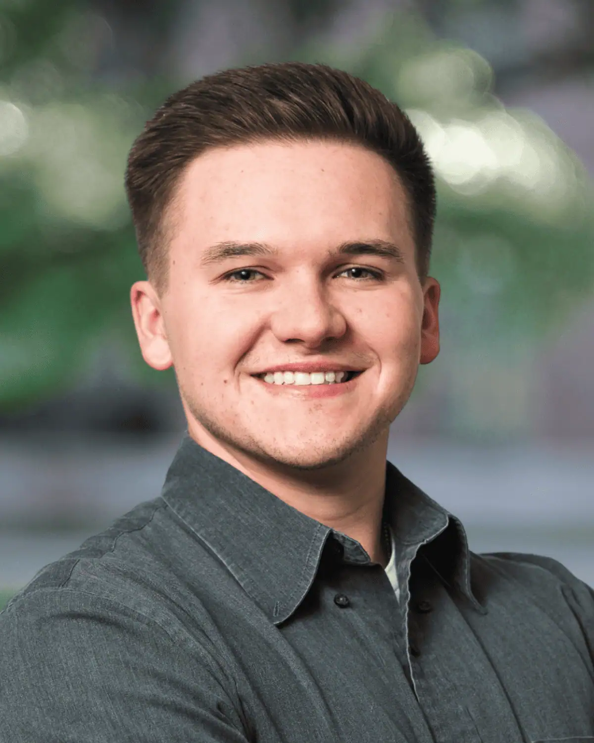 Reyn Smith headshot photo