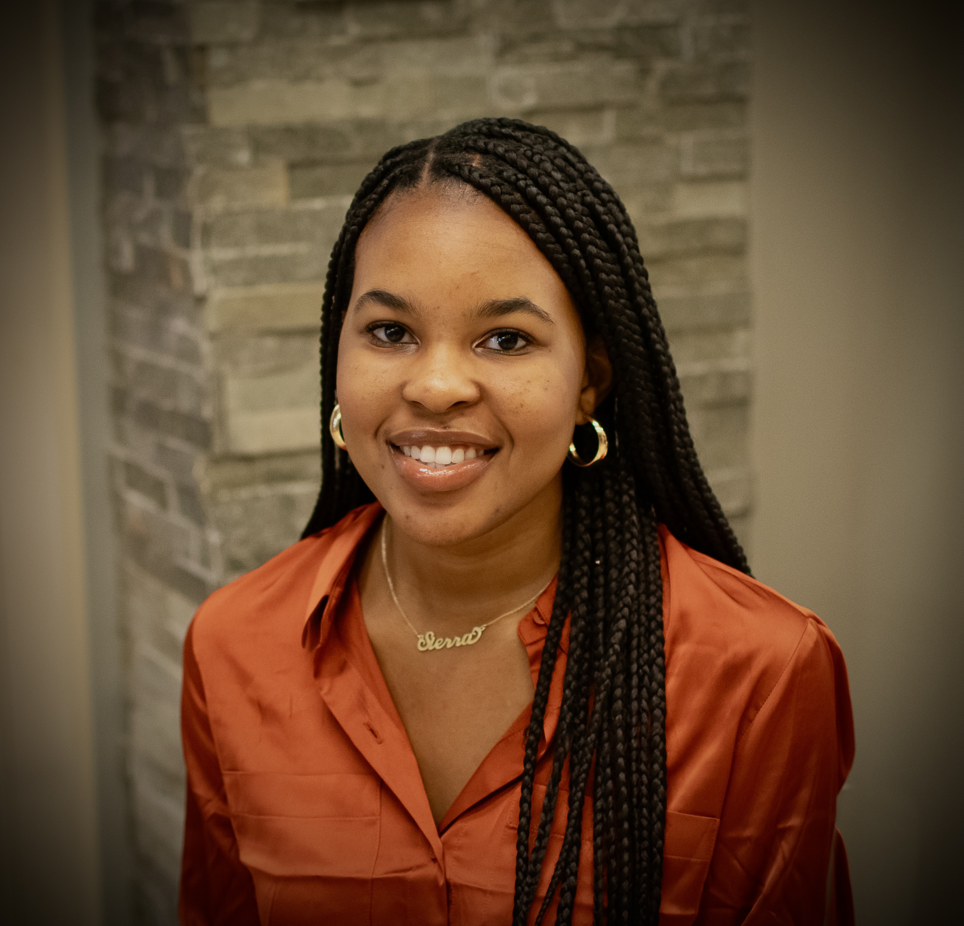 Sierra Hall headshot photo