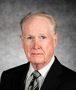 Daniel P. Strunk headshot photo