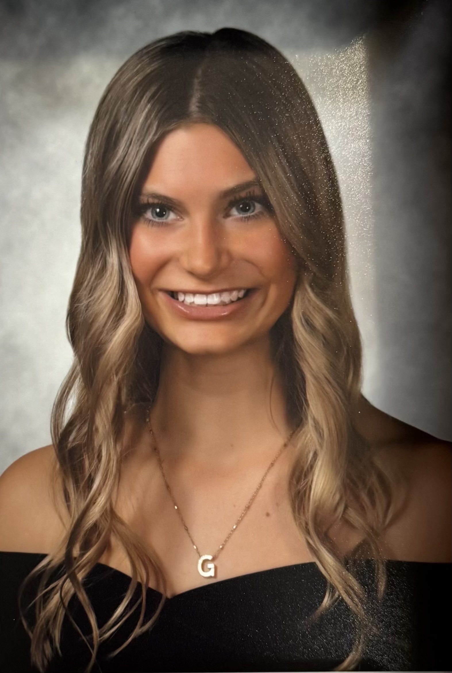 Grace Henry headshot photo