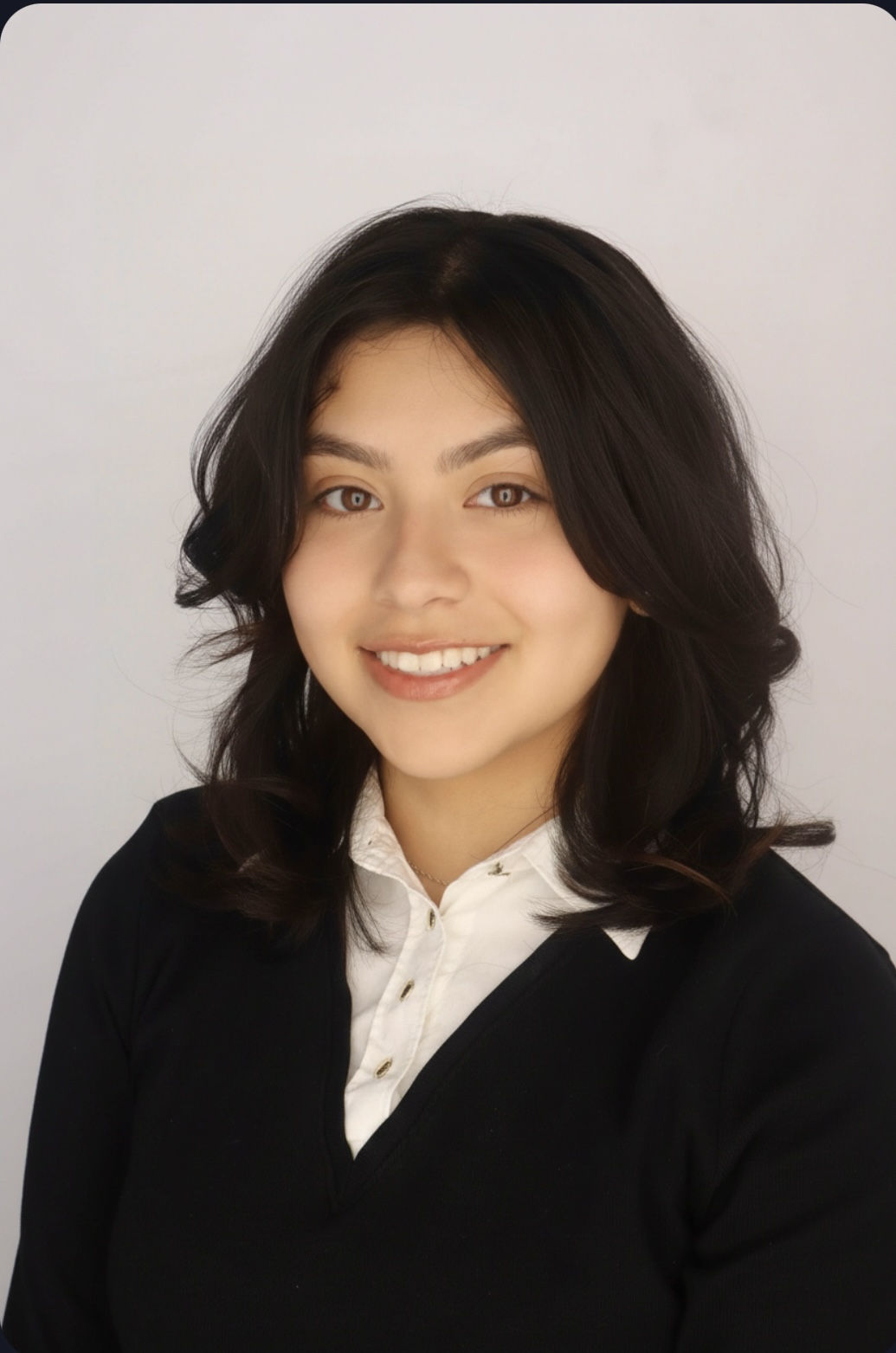 Nicole Ibarra headshot photo