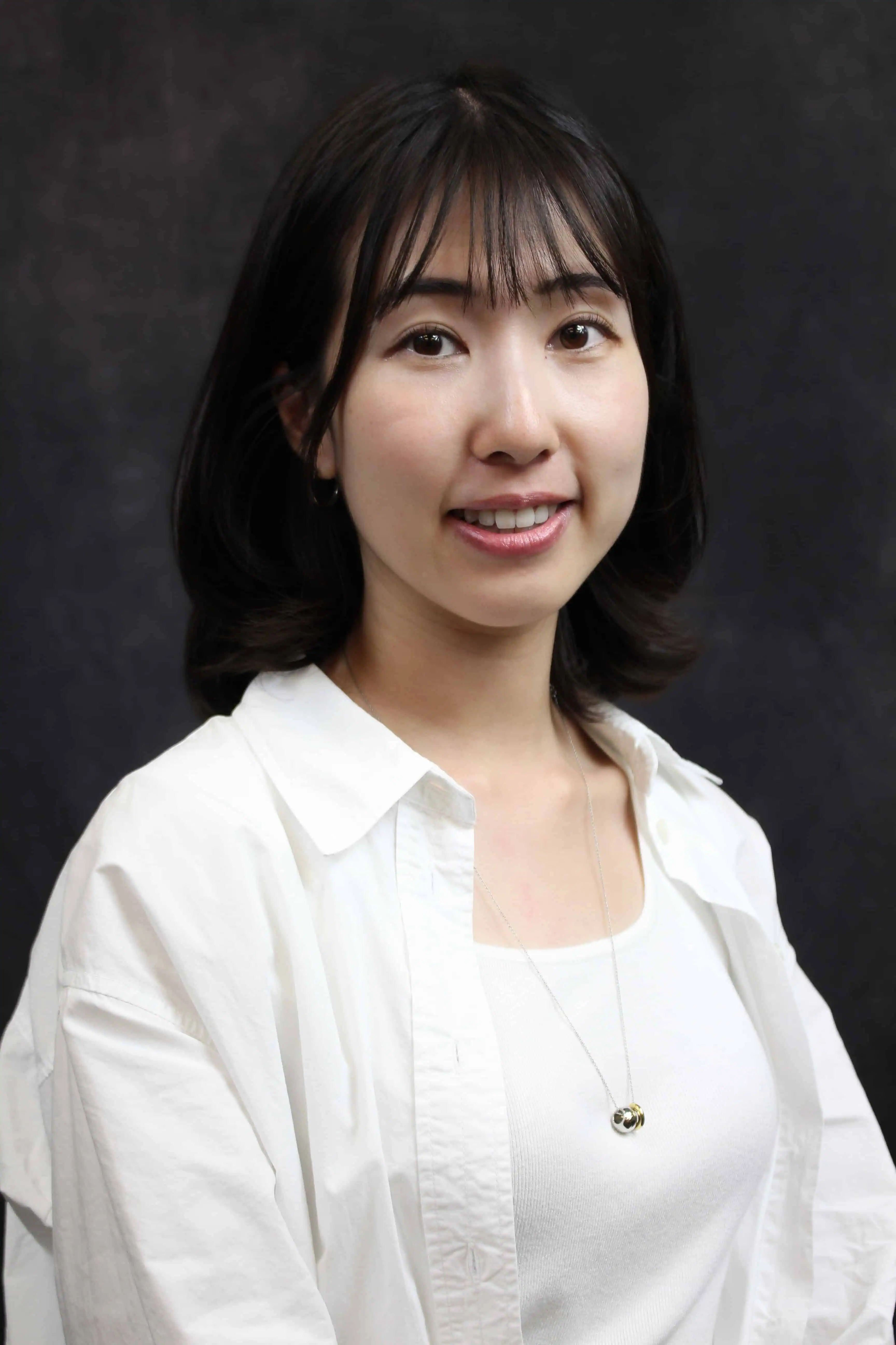 Hongju Cho headshot photo