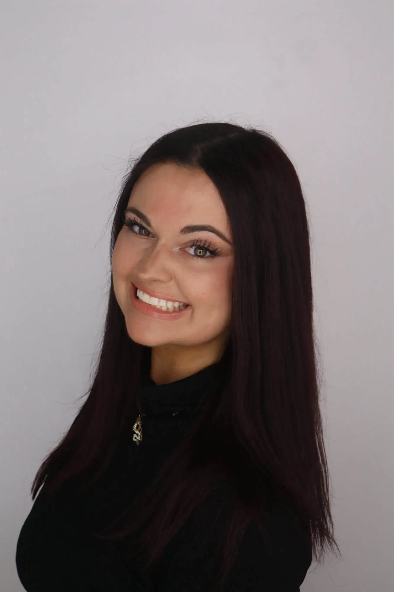 Isabella Ross headshot photo