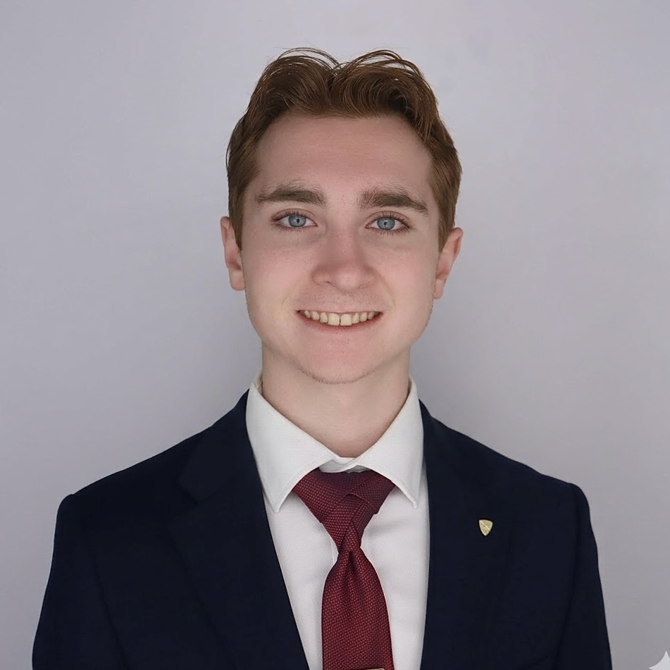 Liam Blank headshot photo