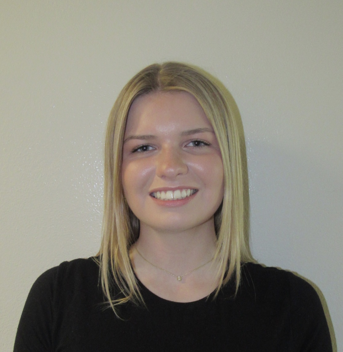 Kate Maurer headshot photo