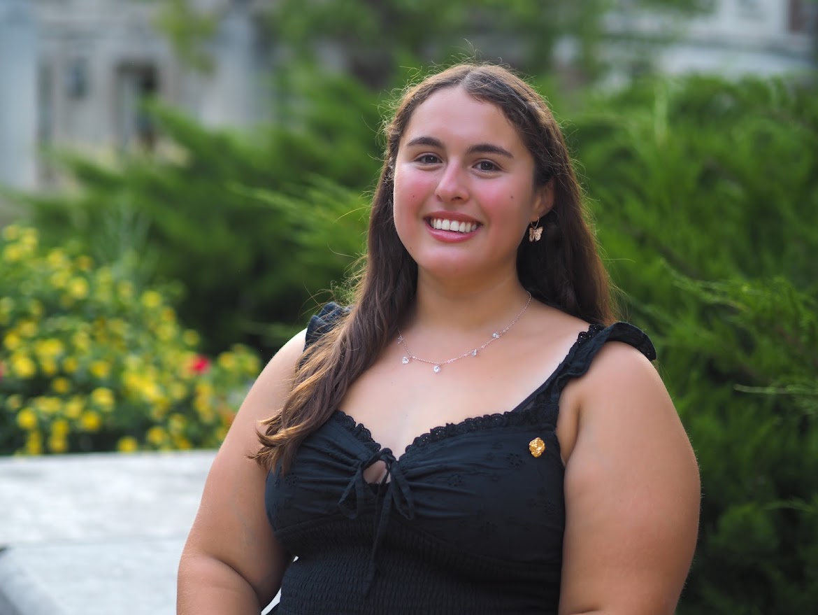 Maddy Spataro headshot photo