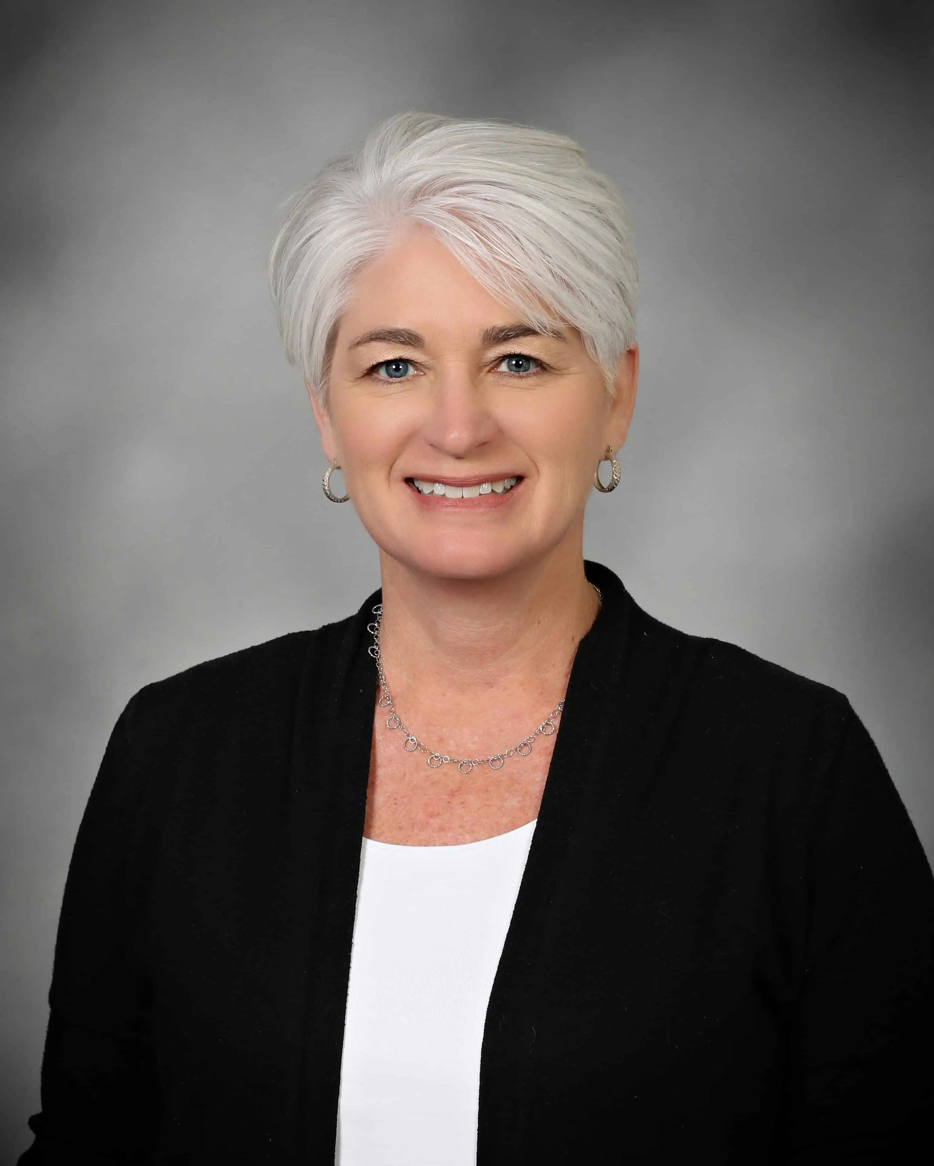 Roxanne Martin headshot photo