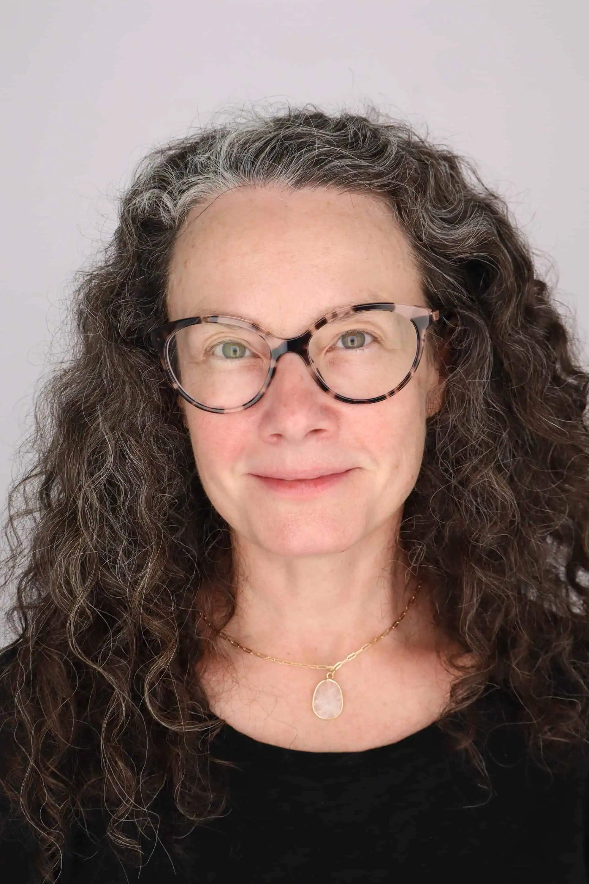 Tracy Eaton headshot photo